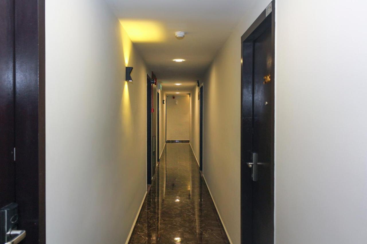 Oyo 90027 Happy Hotel Johor Bahru Dış mekan fotoğraf